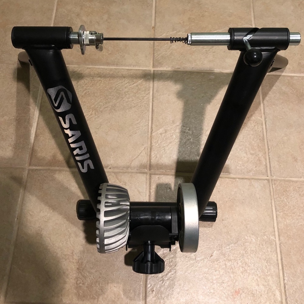 Saris CycleOps fluid indoor stationary bike trainer